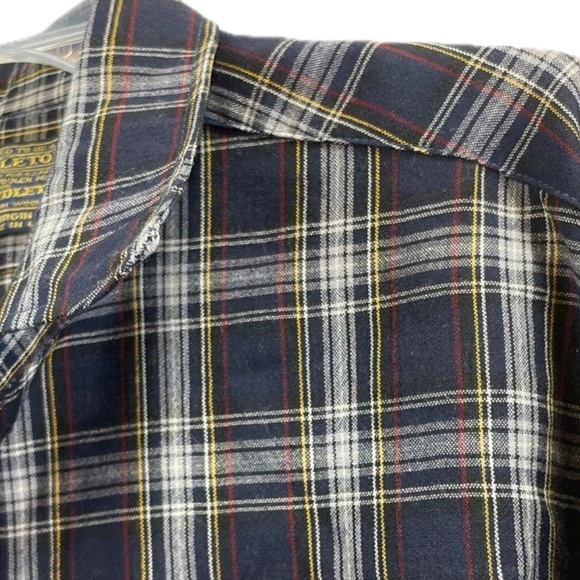 Made in USA Vintage Pendleton Button Up - Picture 6 of 6